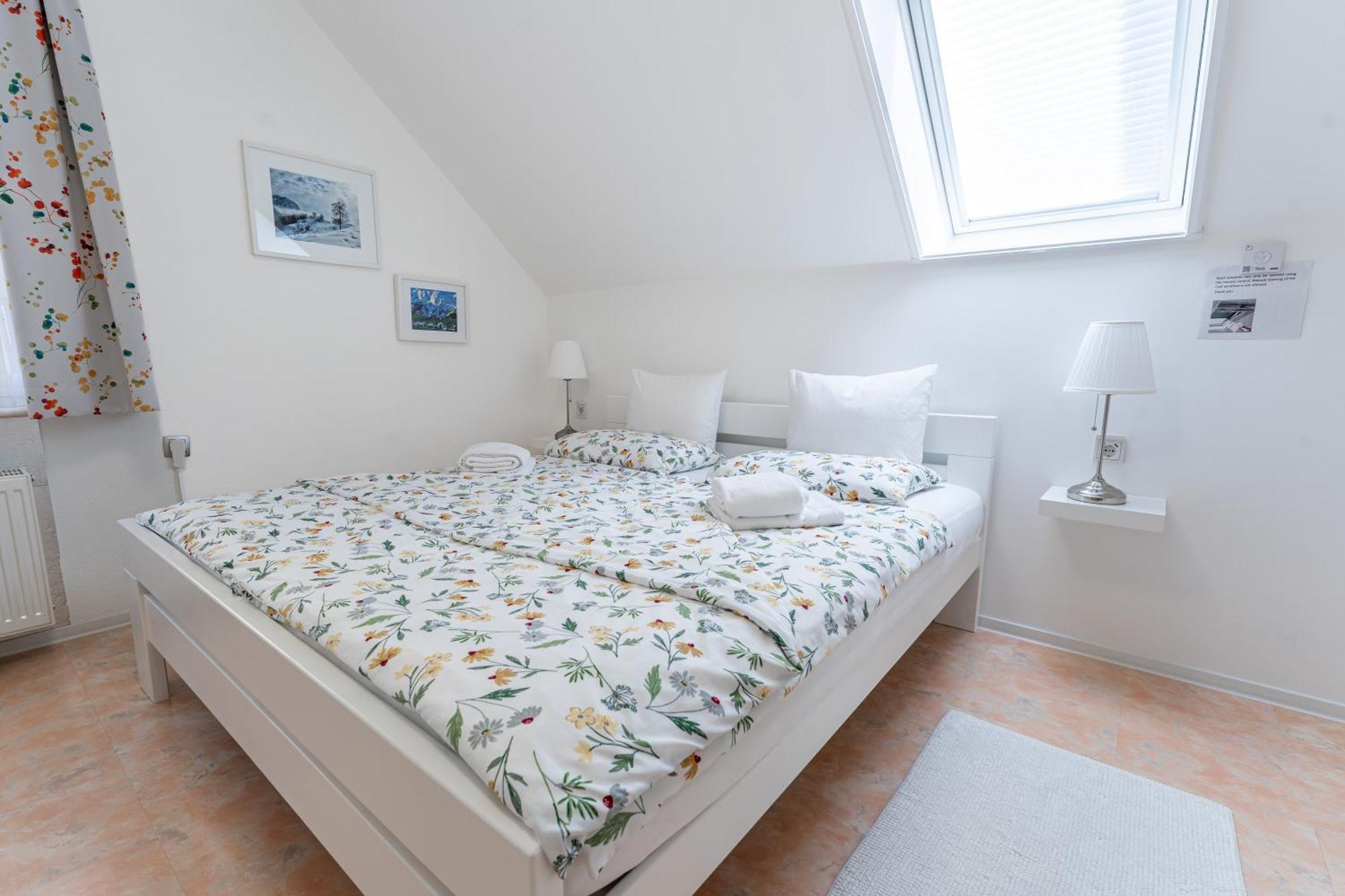 Rooms Mocilnik Бегунье-на-Гореньскем Экстерьер фото