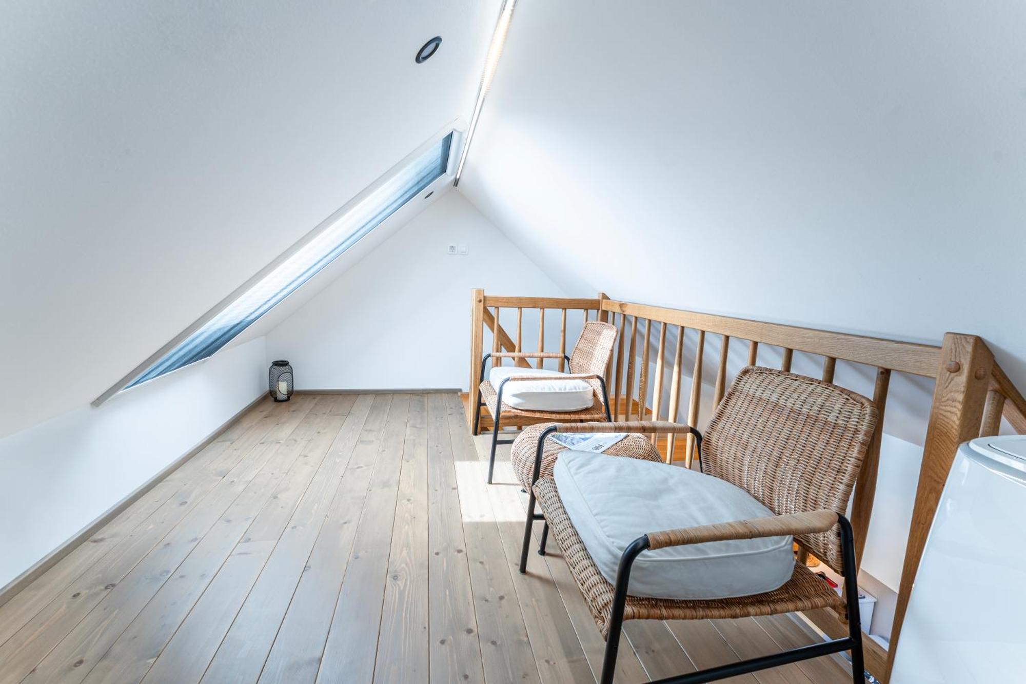 Rooms Mocilnik Бегунье-на-Гореньскем Экстерьер фото